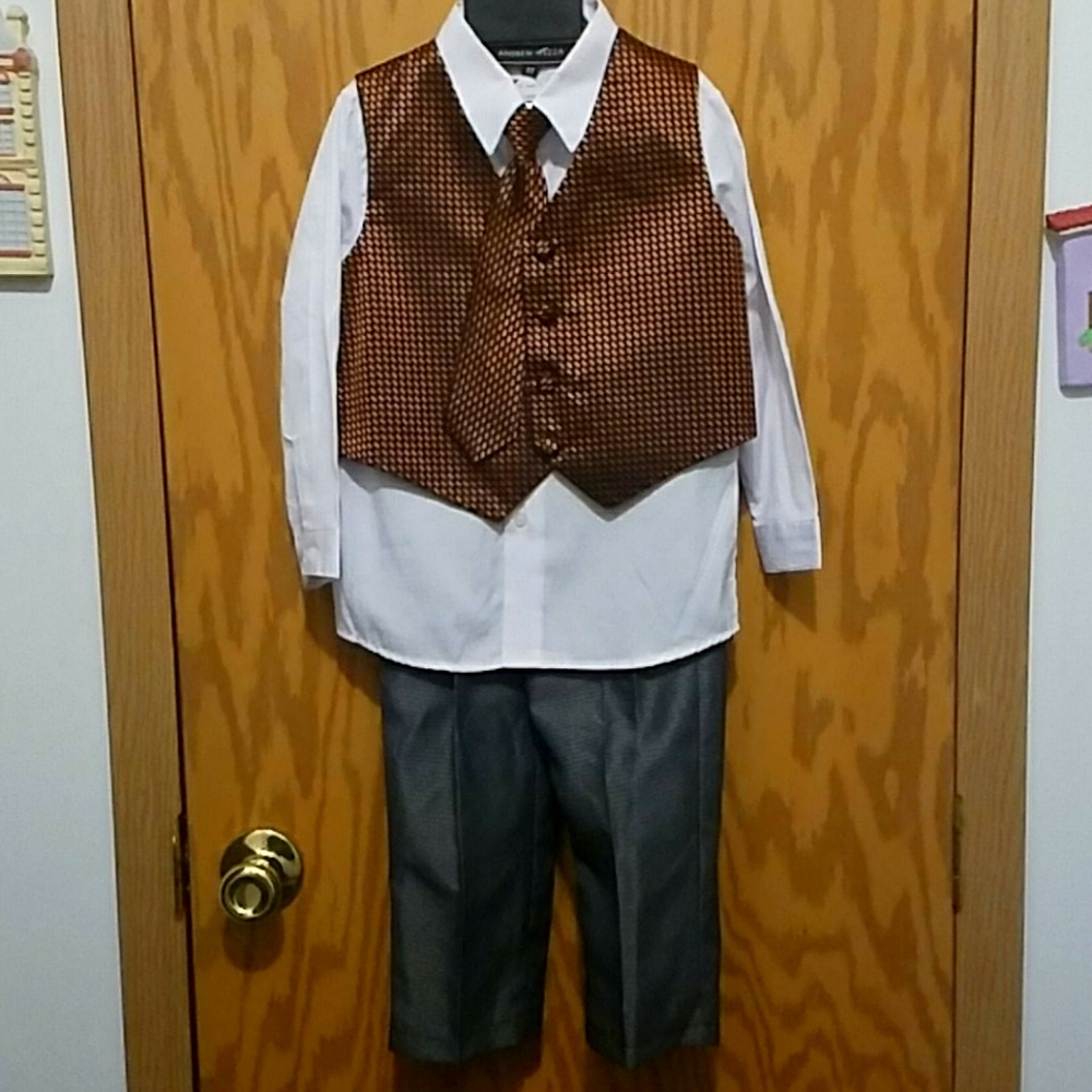 *Andrew Fezza 3T Boy's Black & Copper Vest Set*
